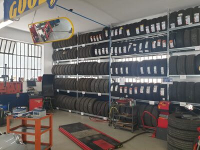 TYRE RACKING