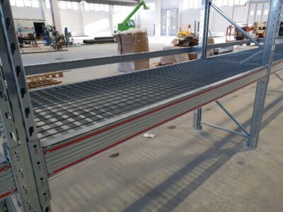Grating panels for Light Bi Bloc pallet racking decking